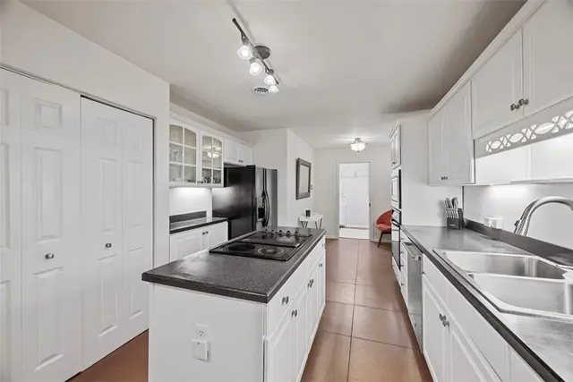 117 Linden Ct gallery image 13