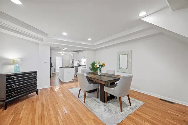 117 Linden Ct gallery image 21