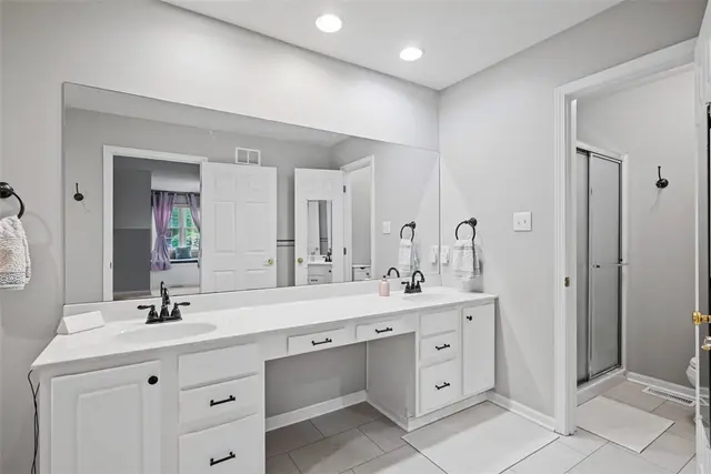 117 Linden Ct gallery image 23