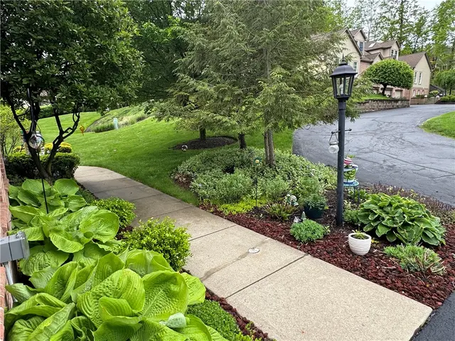 117 Linden Ct gallery image 29