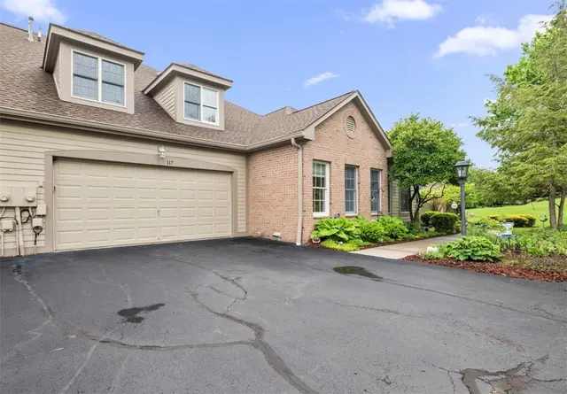 117 Linden Ct gallery image 30