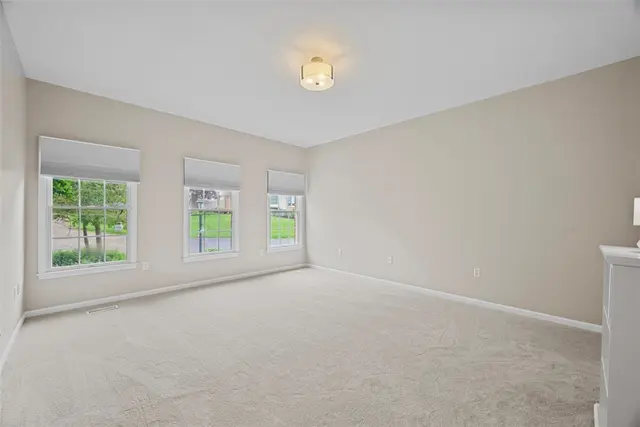 117 Linden Ct gallery image 38