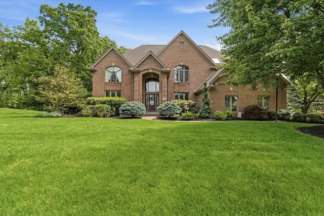 117 Lyndhurst Cir