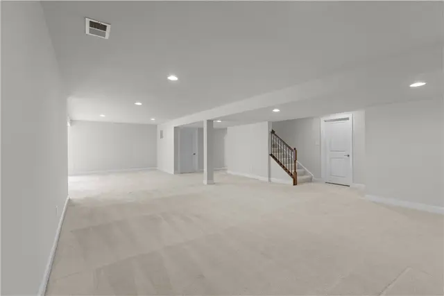 117 Minnock DR gallery image 14