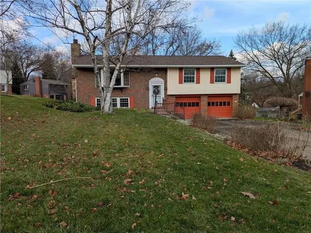 117 S Harleston Dr gallery image 11