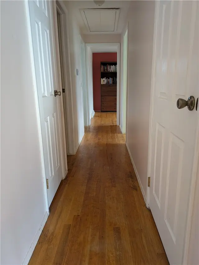 117 S Harleston Dr gallery image 12