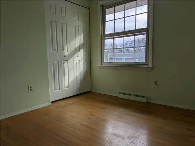 117 S Harleston Dr gallery image 15