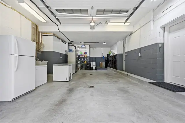 117 Windwood Heights Drive gallery image 23
