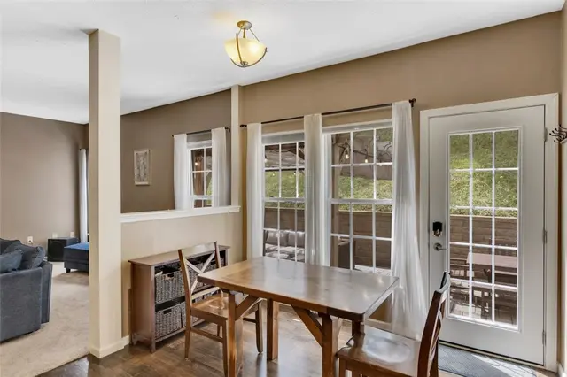 118 Blue Heron Dr gallery image 17