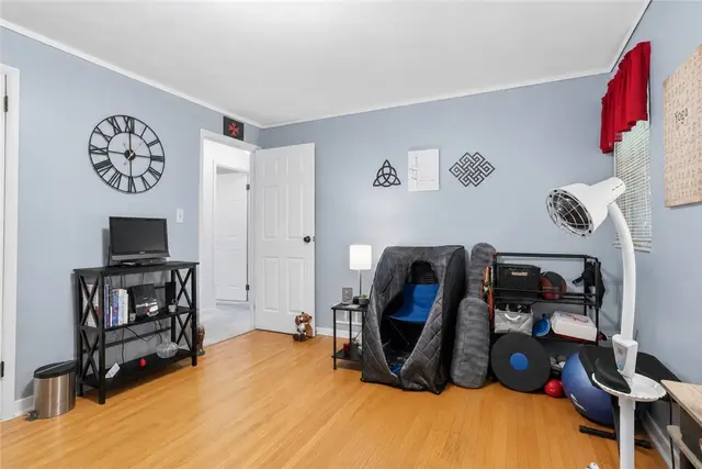 118 Brookmeade Dr gallery image 7