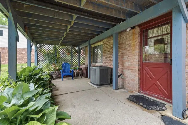 118 Brookmeade Dr gallery image 19