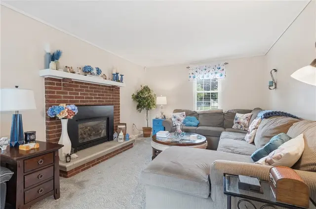 118 Brookmeade Dr gallery image 31