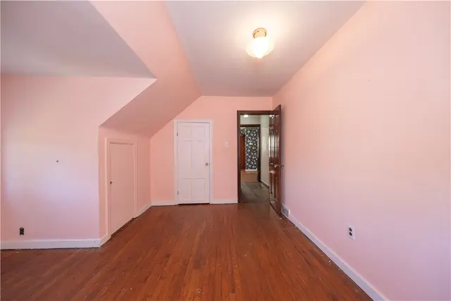 118 Hillcrest Dr gallery image 41