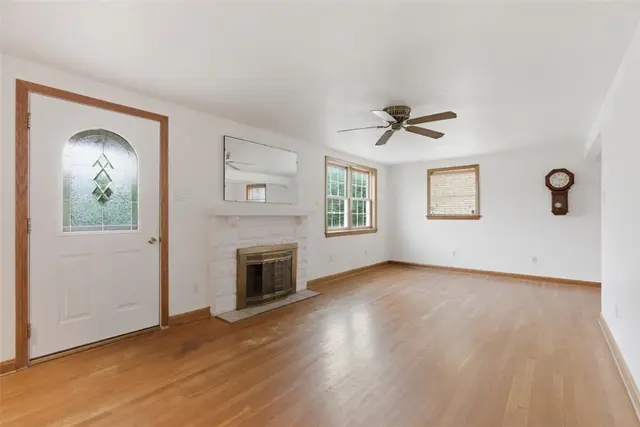 118 Tillotson Cir gallery image 11