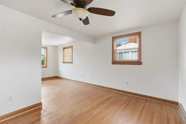 118 Tillotson Cir gallery image 14