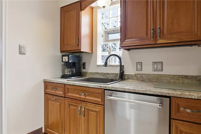 118 Tillotson Cir gallery image 15