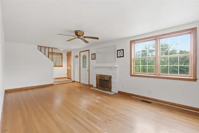 118 Tillotson Cir gallery image 27
