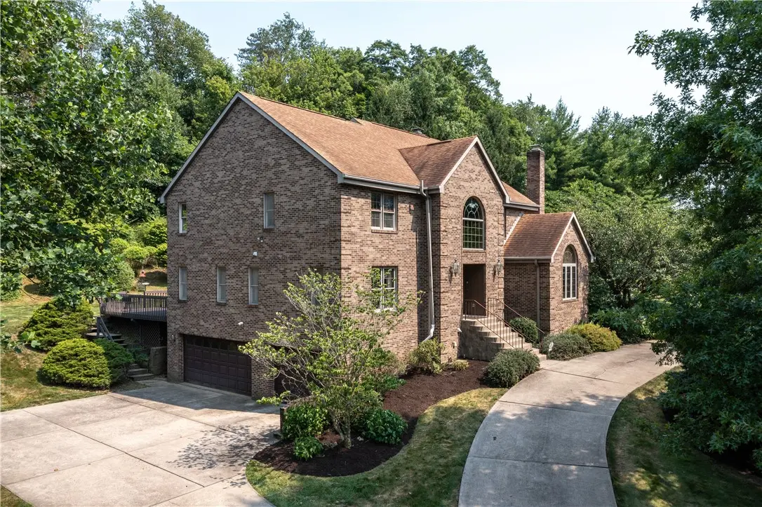 118 Wedgewood Dr