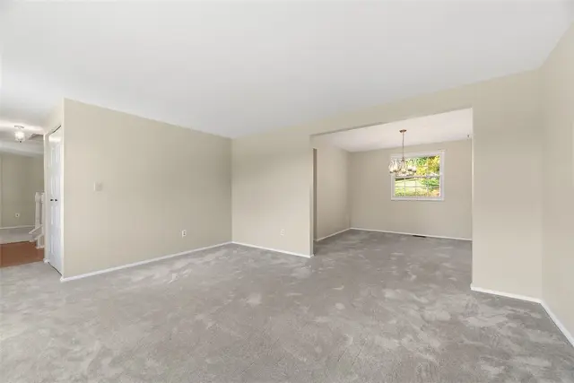 119 Cresent gallery image 29