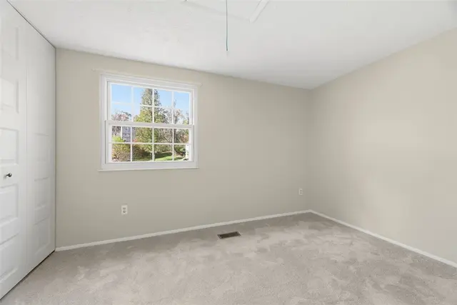 119 Cresent gallery image 32