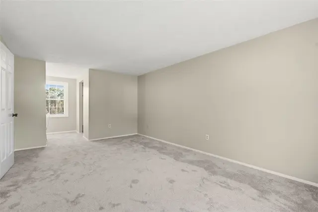 119 Cresent gallery image 34