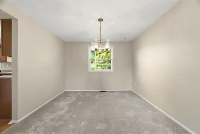 119 Cresent gallery image 42