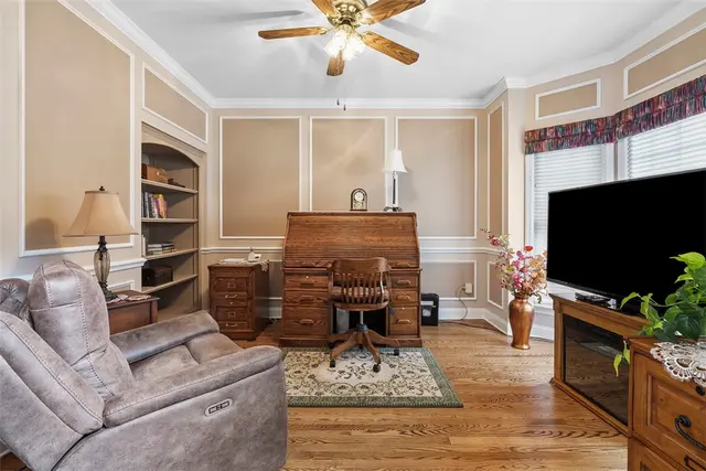 119 Crystal Springs Dr gallery image 24