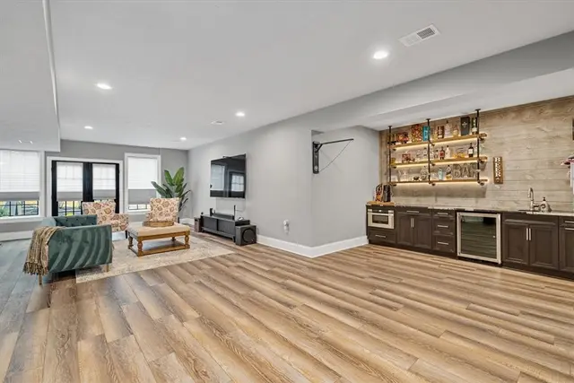119 Grindstone Place gallery image 4