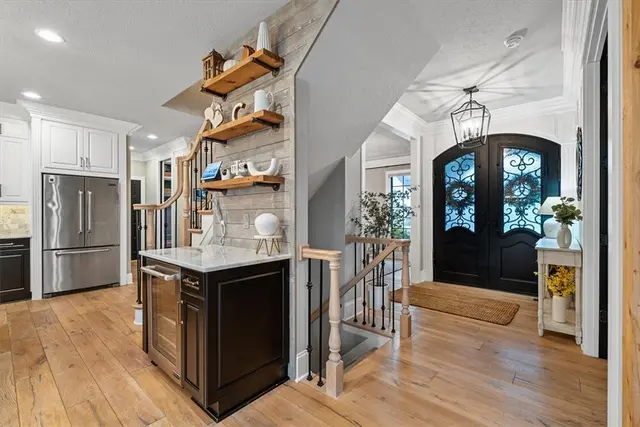 119 Grindstone Place gallery image 9