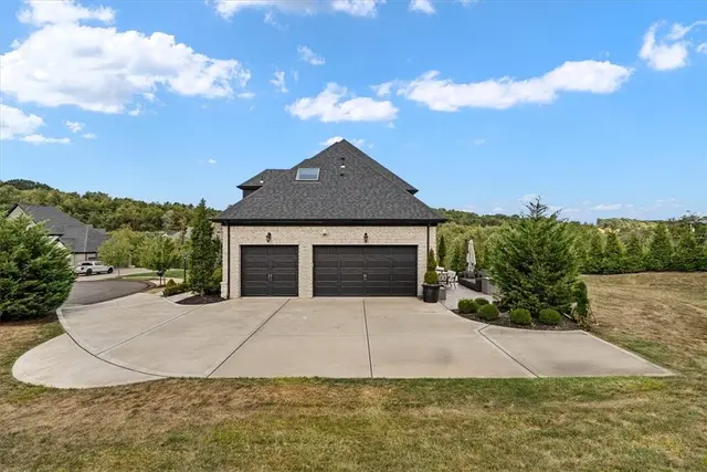 119 Grindstone Place gallery image 32