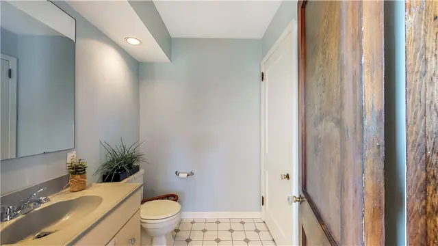 119 Highview Ave gallery image 8