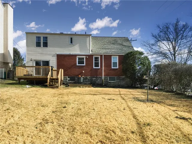 119 Highview Ave gallery image 15