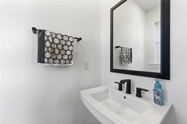 119 Main Street gallery image 20