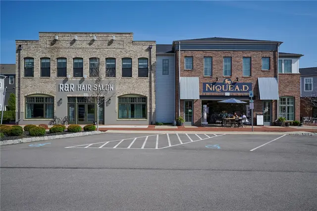 119 Main Street gallery image 26