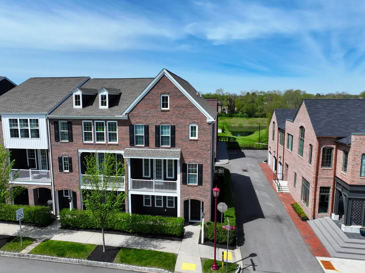 119 Meeder LANE