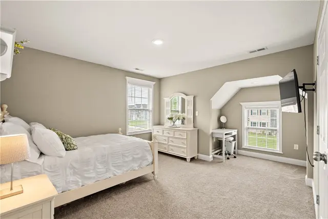 1191 Brook View Ct gallery image 13