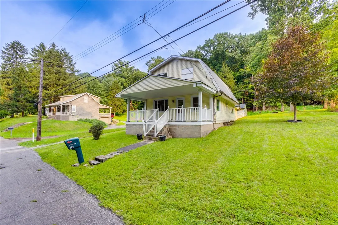 12 Rhodes Ave