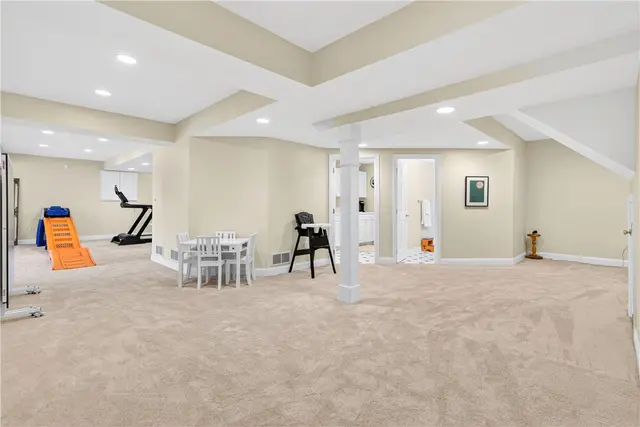 120 Hidden Oak Drive gallery image 11