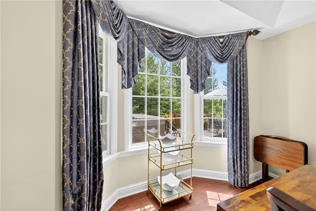 120 Hidden Oak Drive gallery image 18