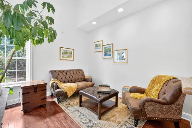 120 Hidden Oak Drive gallery image 20