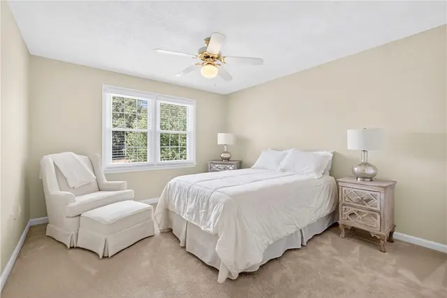 120 Hidden Oak Drive gallery image 21