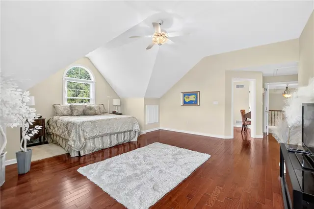 120 Hidden Oak Drive gallery image 23