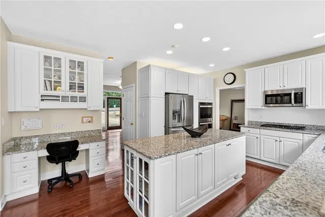 120 Hidden Oak Drive gallery image 33