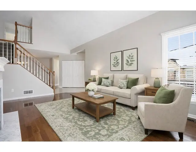 120 Linden Ct gallery image 6