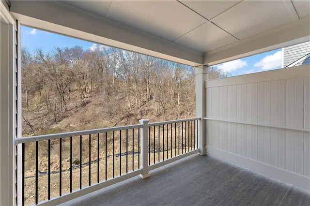 120 Rainier Ln gallery image 2