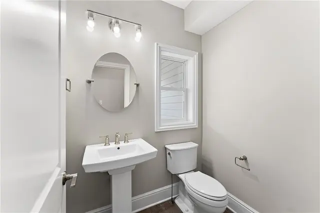 120 Rainier Ln gallery image 13