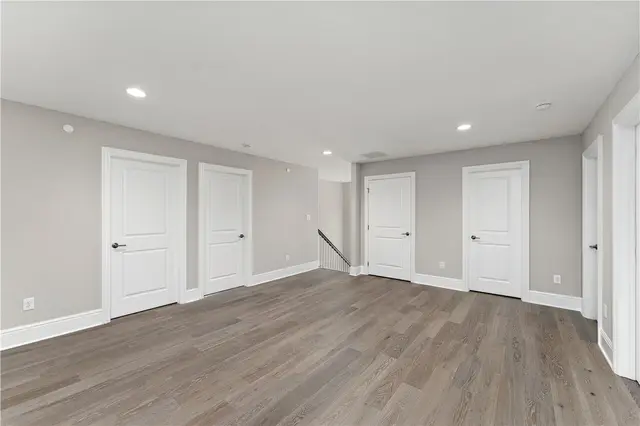 120 Rainier Ln gallery image 21