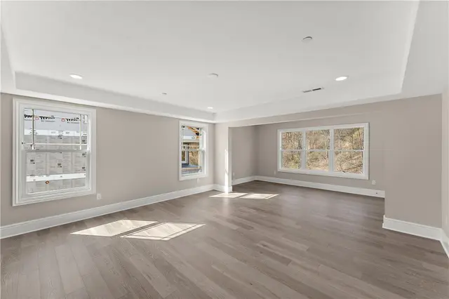 120 Rainier Ln gallery image 27