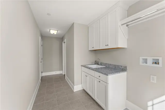120 Rainier Ln gallery image 28
