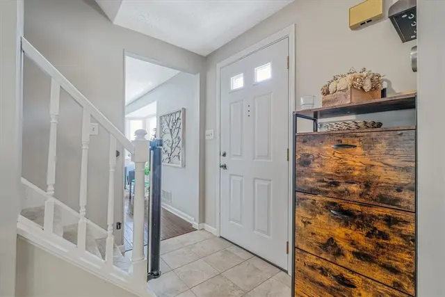 120 Shannon Drive gallery image 3